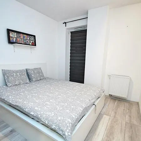 Apartment Katowice, 3 Stawy - Pulaskiego, Free Parking *