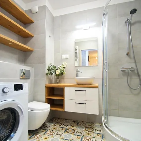 Katowice, 3 Stawy - Pulaskiego, Free Parking Apartment