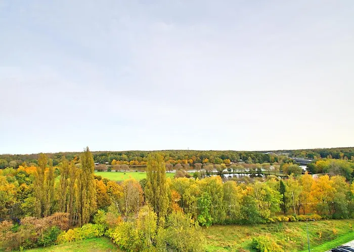 Katowice, 3 Stawy - Pulaskiego, Free Parking *